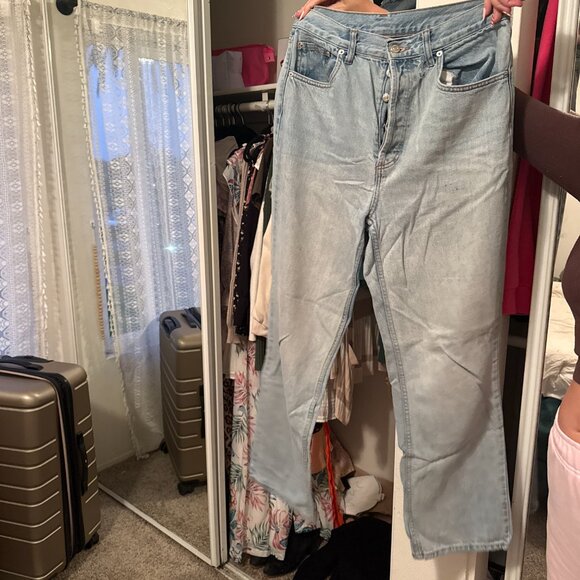 Jeans - Picture 2 of 3